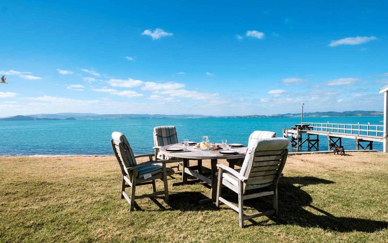 Villa Waiheke Waters Edge à Omiha Extérieur photo